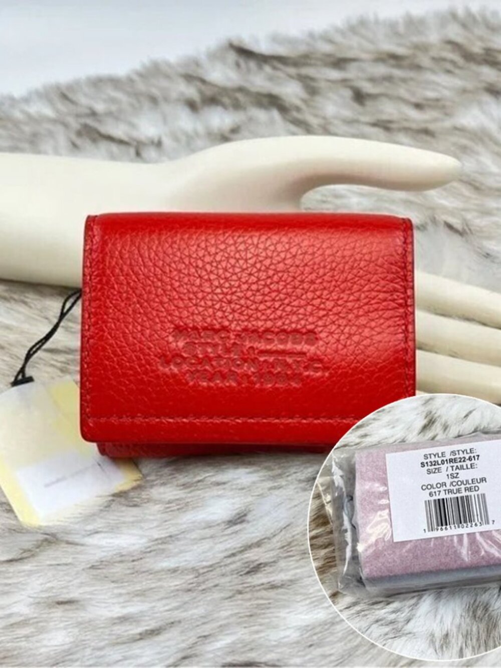 MARK JACOBS THE LEATHER TRIFOLD WALLET S132L01RE22-617